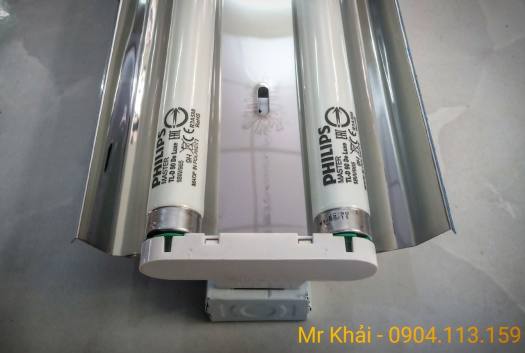 Bộ máng đèn D65 Philips 2x18W 0.6m