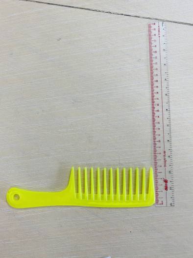 LƯỢC NHỰA RĂNG THƯA MÀU TRƠN CAO CẤP lược chải tóc loại lớn lượt tạo kiểu mẫu tóc chuyên nghiệp lược gia đình chải đầu siêu đẹp hàng xịn tốt chất lượng cao cấp giá rẻ phụ kiện chăm sóc tóc LOTA SHOP