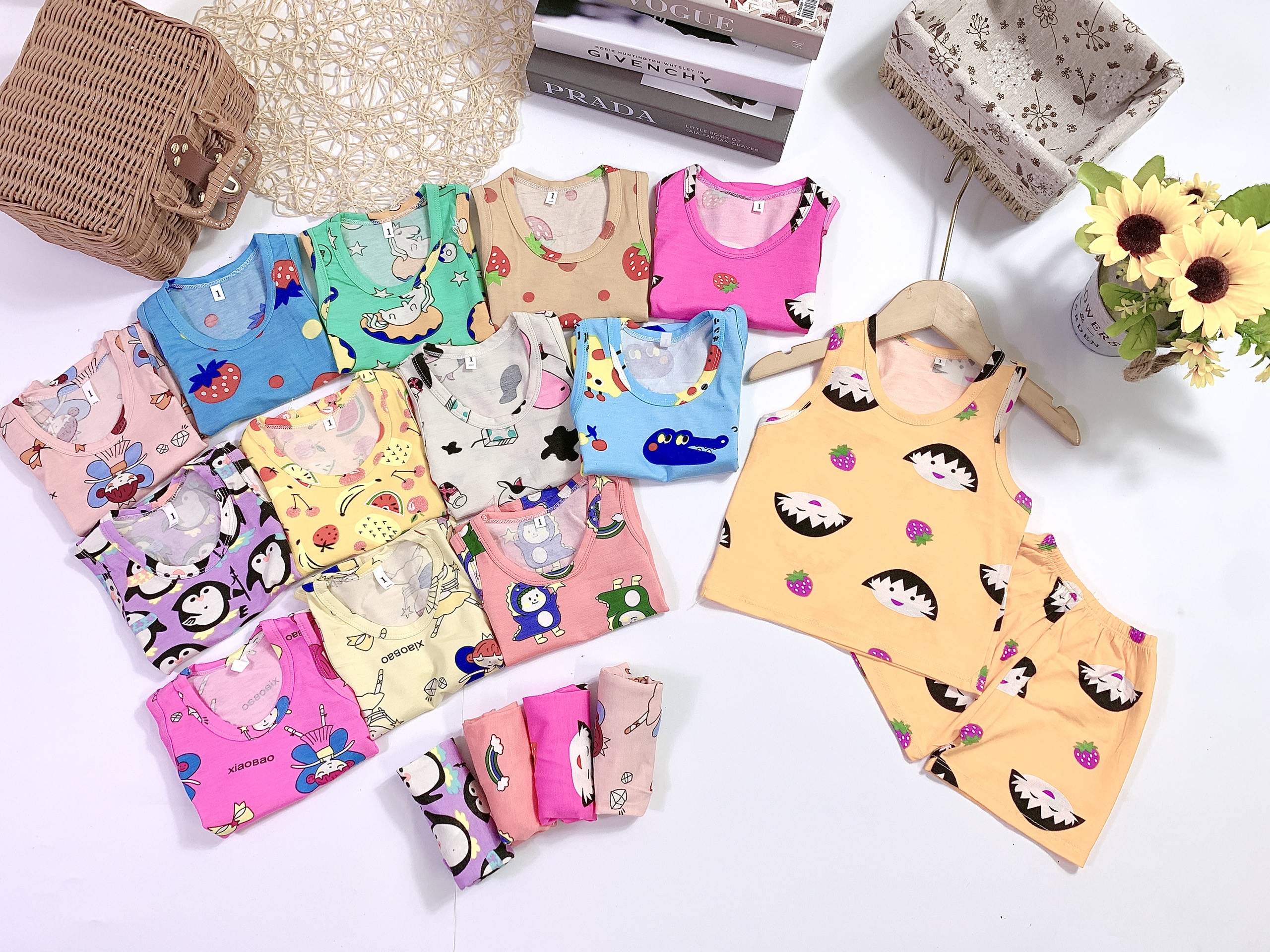 Bộ ba lỗ cotton 4c họa tiết ngộ nghĩnh, bộ ba lỗ hè cho bé 1-5 tuổi