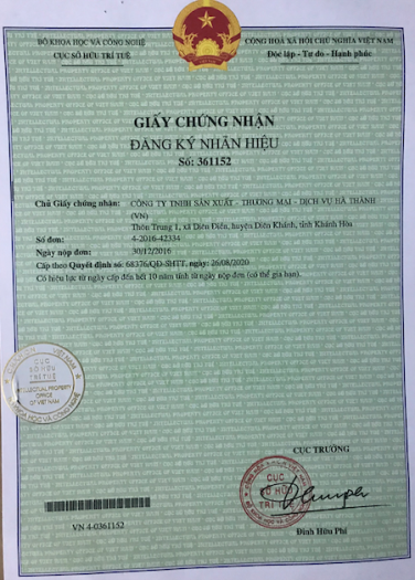 01  thùng nước Mắm cá cơm Hương Biển  loại 30 độ đạm 6 chai x 500ml = 3 lít