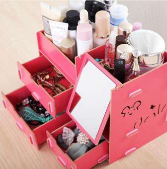 Kệ đựng mỹ phẩm gỗ 3 tầng có gương - Màu sắc nổi bật