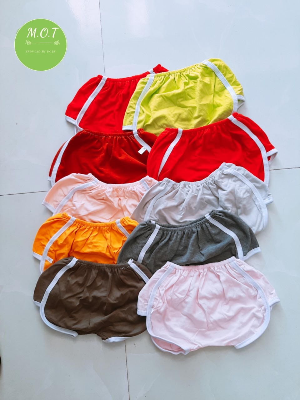 Combo 10 quần đùi bí cho bé trai và bé gái từ 4-15kg