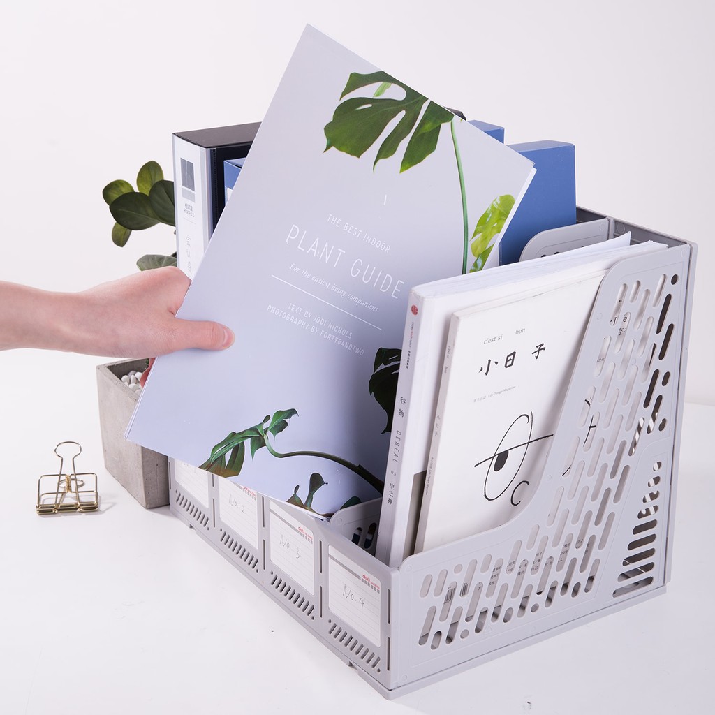 Giá tài liệu 4 ngăn đứng deli e9846 - nhựa pp