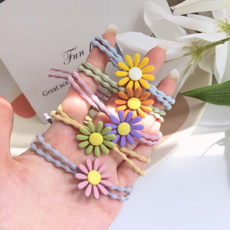 ♥︎ยางรัดผม ยางมัดผม ที่มัดผม ยางรัดผมเด็ก ลายดอกเดซี่ สไตล์เกาหลี สุ่มสี 1บาท พร้อมส่ง ของประดับทรงผม ตกแต่งผม♥︎UKI STATIONERY♥︎HR-40