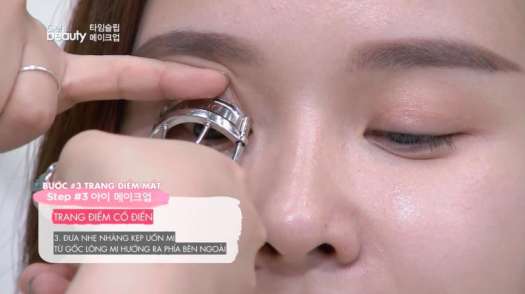 Dụng Cụ Bấm Mi, Kẹp uốn mi cong