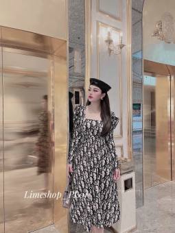 ĐẦM SUÔNG TAY DÀI PHỒNG CỔ VUÔNG SANG TRỌNG