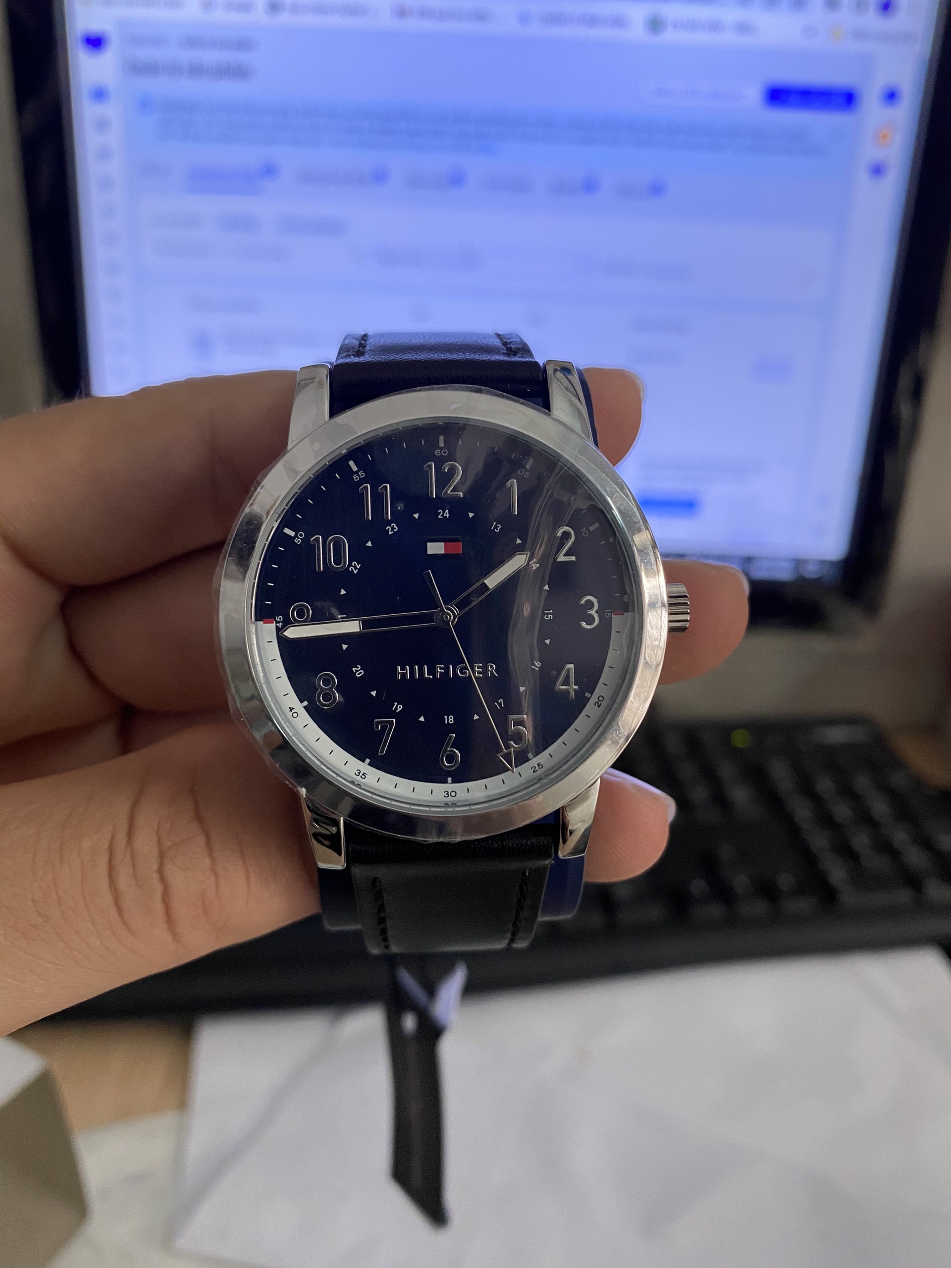 Đồng hồ tommy hilfiger 1791750 dây da 42mm