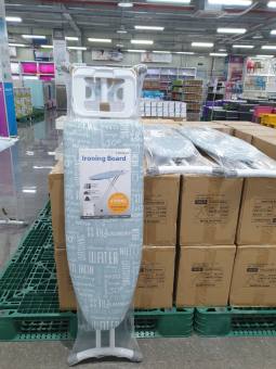 Bàn Để Ủi Quần Áo Cao Cấp - Cầu Là Chân Cao Lock&Lock F00141 (Hàng Chính Hãng)