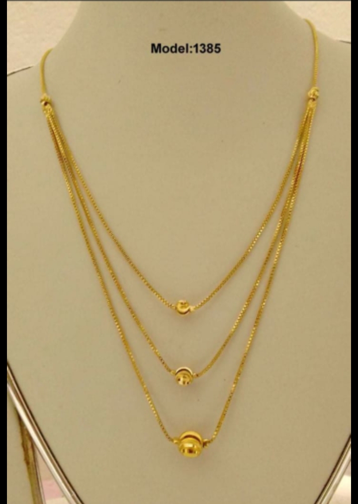 girls Gold plated locket chain 