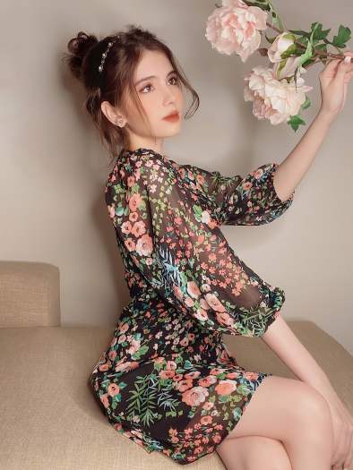 EDINI - Đầm Cổ U Tay Phồng Hoạ Tiết Hoa D1454