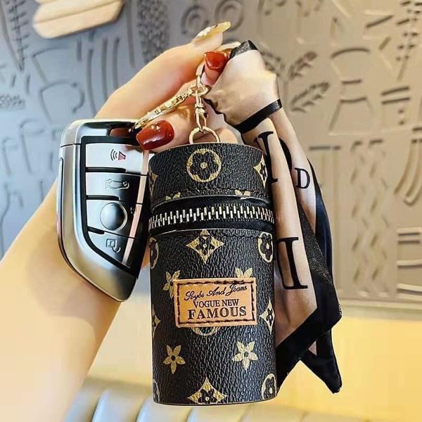 Móc khoá treo hình túi lv mini nâu siêu sang chảnh hót hít