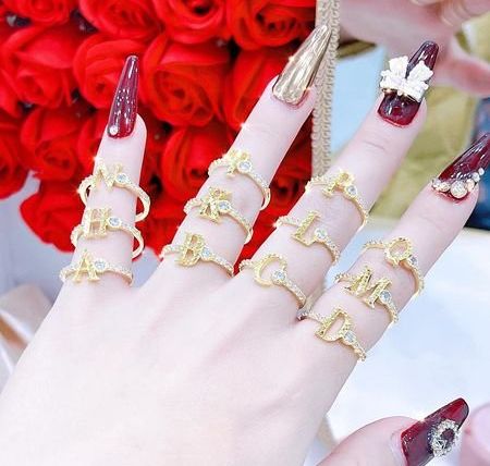 Nhẫn tên chữ cái, Nhẫn nữ, Nhẫn vàng tây có hóa đơn bảo hành tiệm Vàng bạc an chi,quà tặng bạn gái, quà sinh nhật