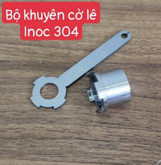 khuyên cờ lê inoc 304 , gắn đươc cho tất cả các dòng v trên thị trường