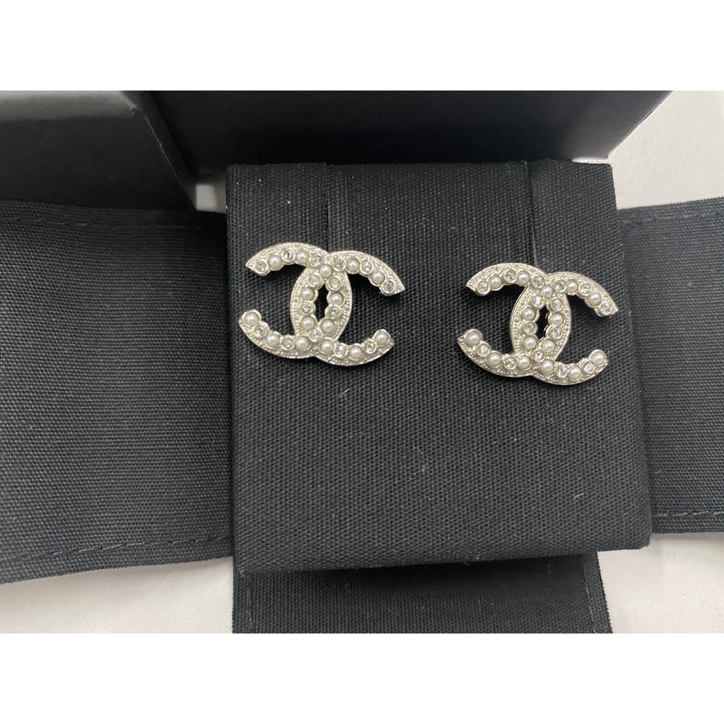 Chanel Earrings - Best Price in Singapore - Nov 2023