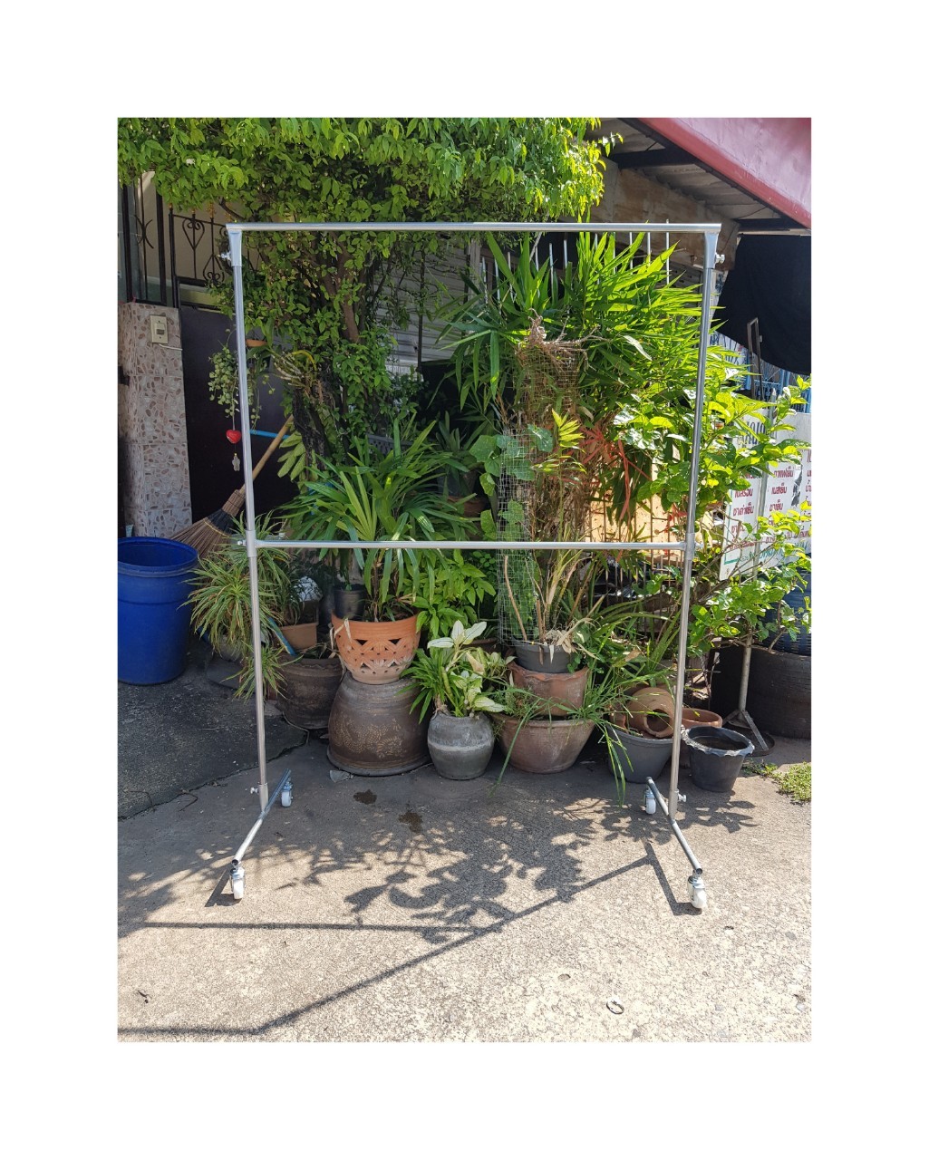 ราวตากผ้า ทำจากเหล็ก ขนาด W120XH150XD50CMเสริมล้อ สามารถรองรับน้ำหนักได้มากถึง120KG ไม่หัก ไม่งอ ไม่แอ่น ราคา  1,299 บาท*ส่งฟรี