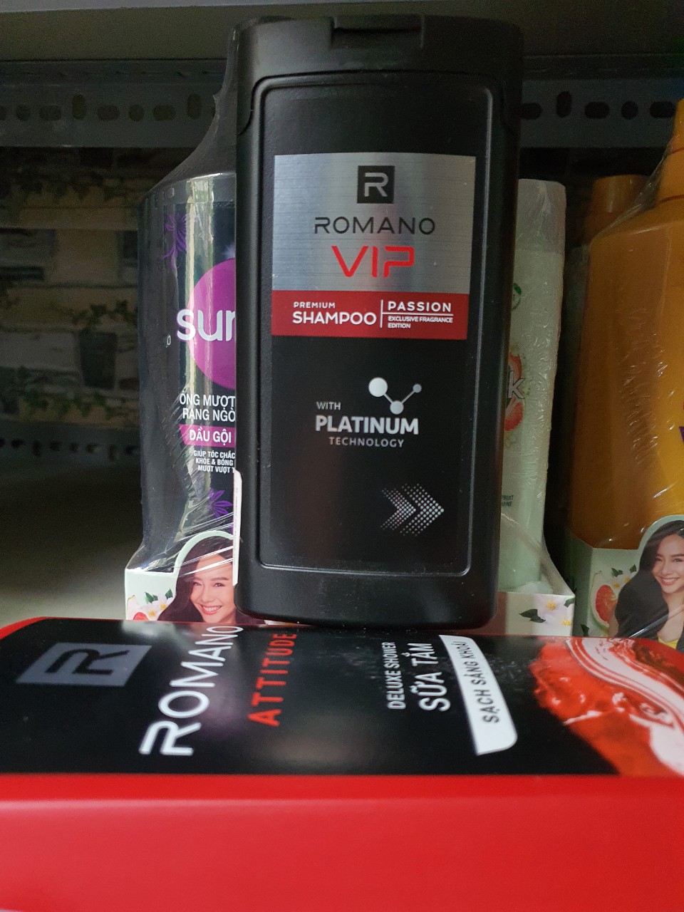 Dầu gội nước hoa cao cấp Romano VIP 180g HSD 10/2024
