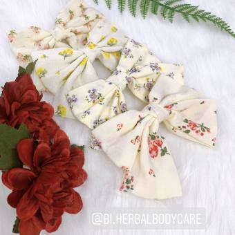 Kẹp tóc nơ hoa nhỏ màu be handmade phong cách vintage dành cho tiểu thư