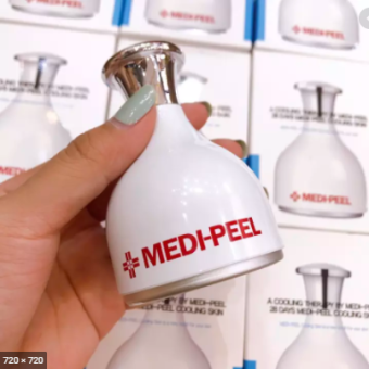 Thanh lăn lạnh nâng cơ giảm mỡ nọng cằm Medi Peel 28 Days Perfect Cooling Hàn Quốc