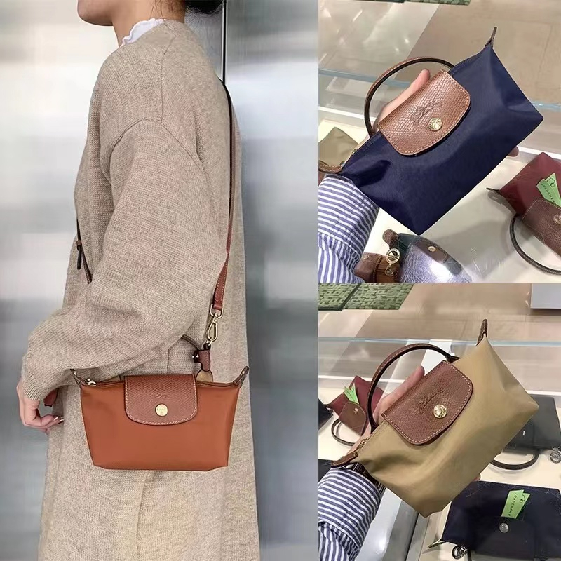 Qoo10 - Longchamp Pouch : Bag & Wallet