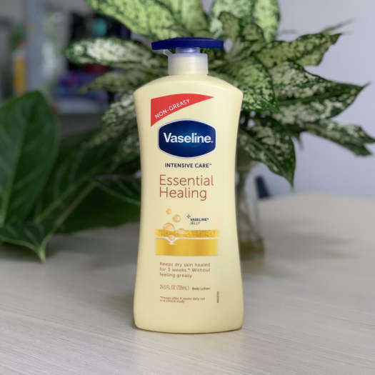 Dưỡng Thể Vaseline Intensive Care Essential Healing 600ml xách tay Mỹ