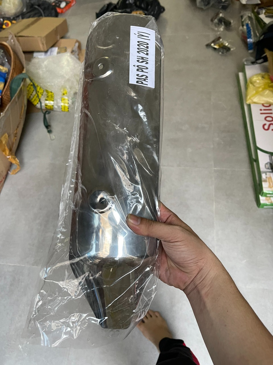 Ốp pô/ Che pô/ Vĩ pô SH Ý Inox  gắn cho SH 2020-2022.(125i-150i)