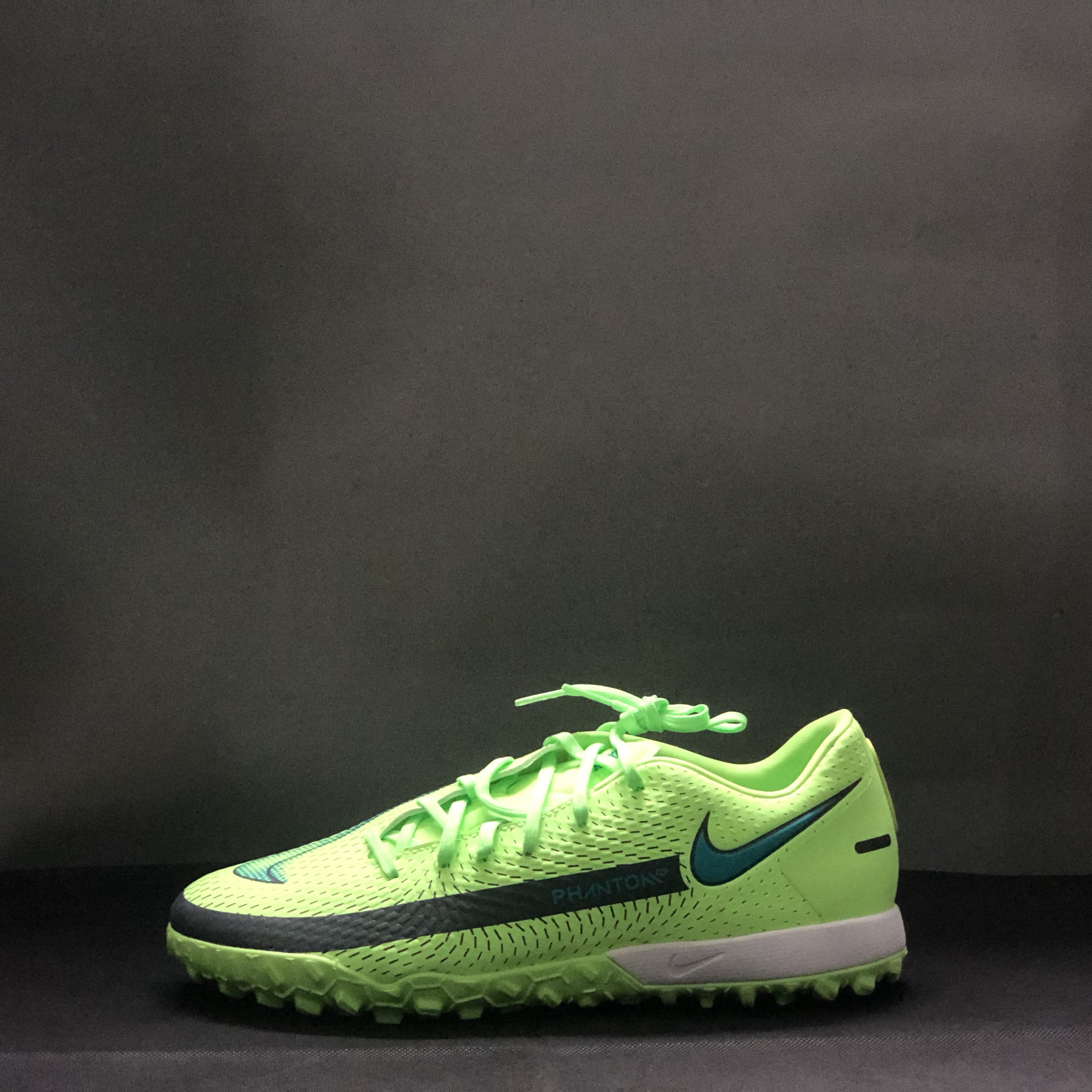 Giày đá banh nike phantom gt academy impulse tf. giày bóng đá sân cỏ nhân tạo trungsport