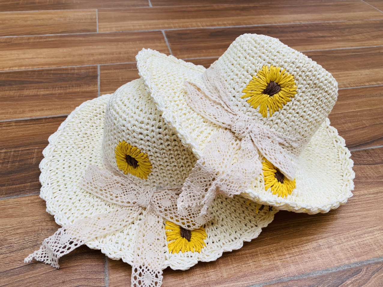 Mũ (nón) đi chơi cho bé gái - Hàng Đẹp