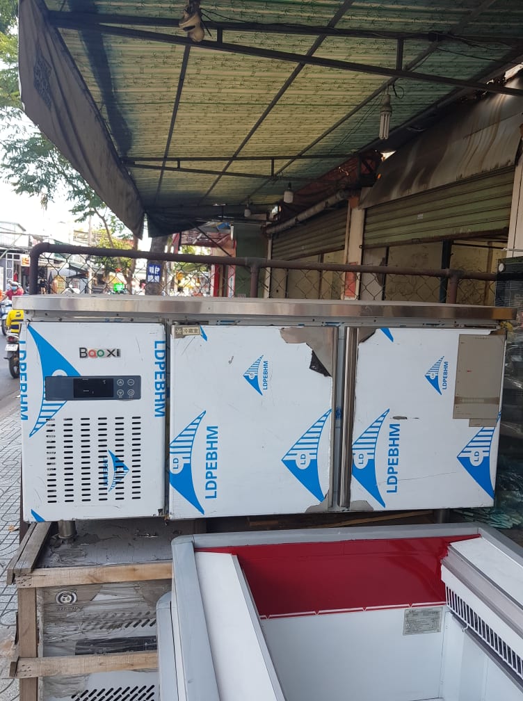 Tủ bàn lạnh salad hiệu baoxi nhập khẩu đài loan
