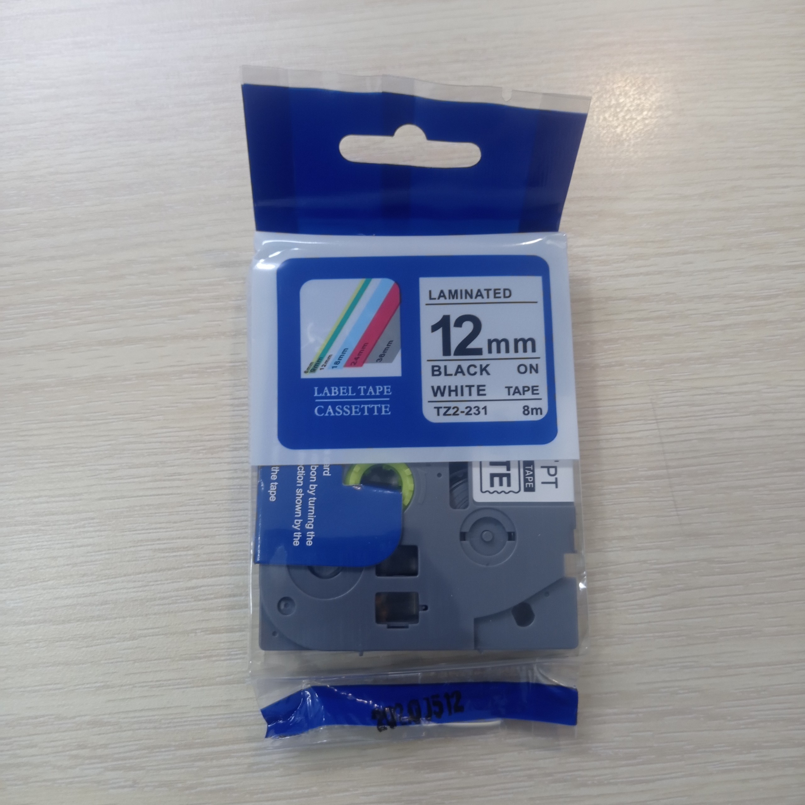 Cuộn băng nhãn 12mm TZ2-231 chữ đen nền trắng cho máy in Brother P-Touch