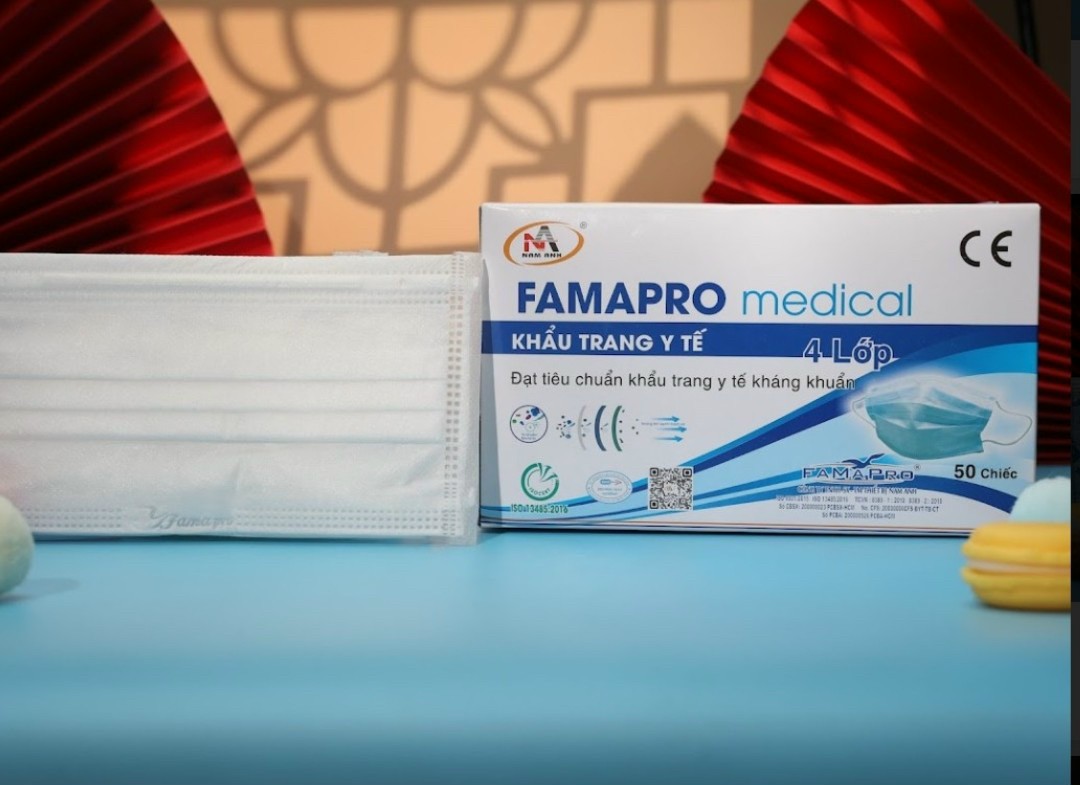 - Khẩu trang y tế kháng khuẩn 4 lớp Famapro