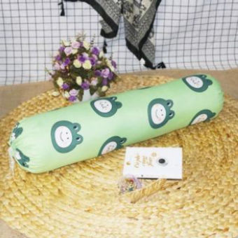 1 chiếc vỏ gối ôm poly cotton người lớn kích thước 35x105cm được chọn mẫu