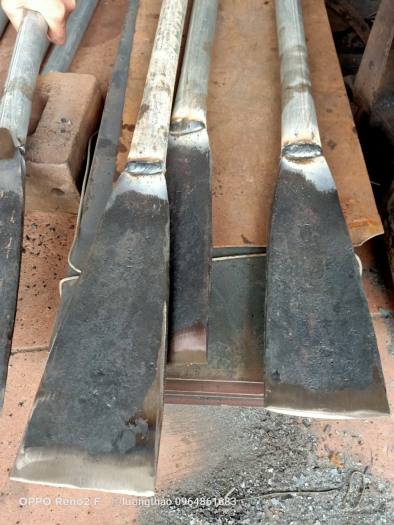 Thuổng đào đất, bấng cây lưỡi thẳng