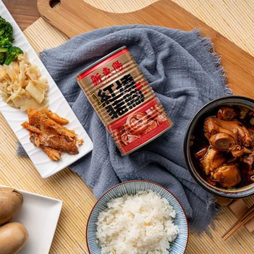 Giò heo kho đồ hộp Đài Loan 425g Hsin Tung Yang 新東陽紅燒豬腳