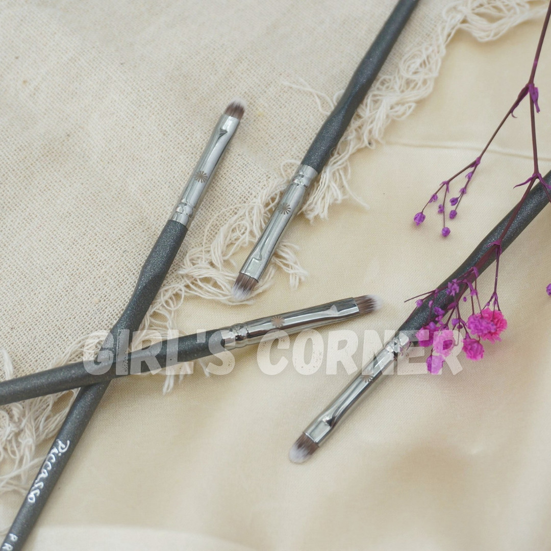 Cọ mí mắt & eyeliner Piccasso 15