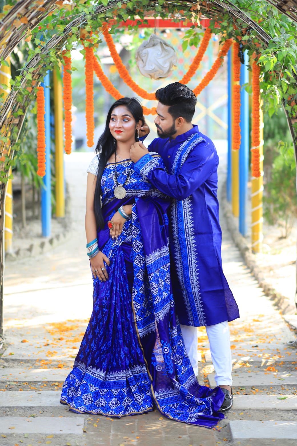 Blue dress couple sale