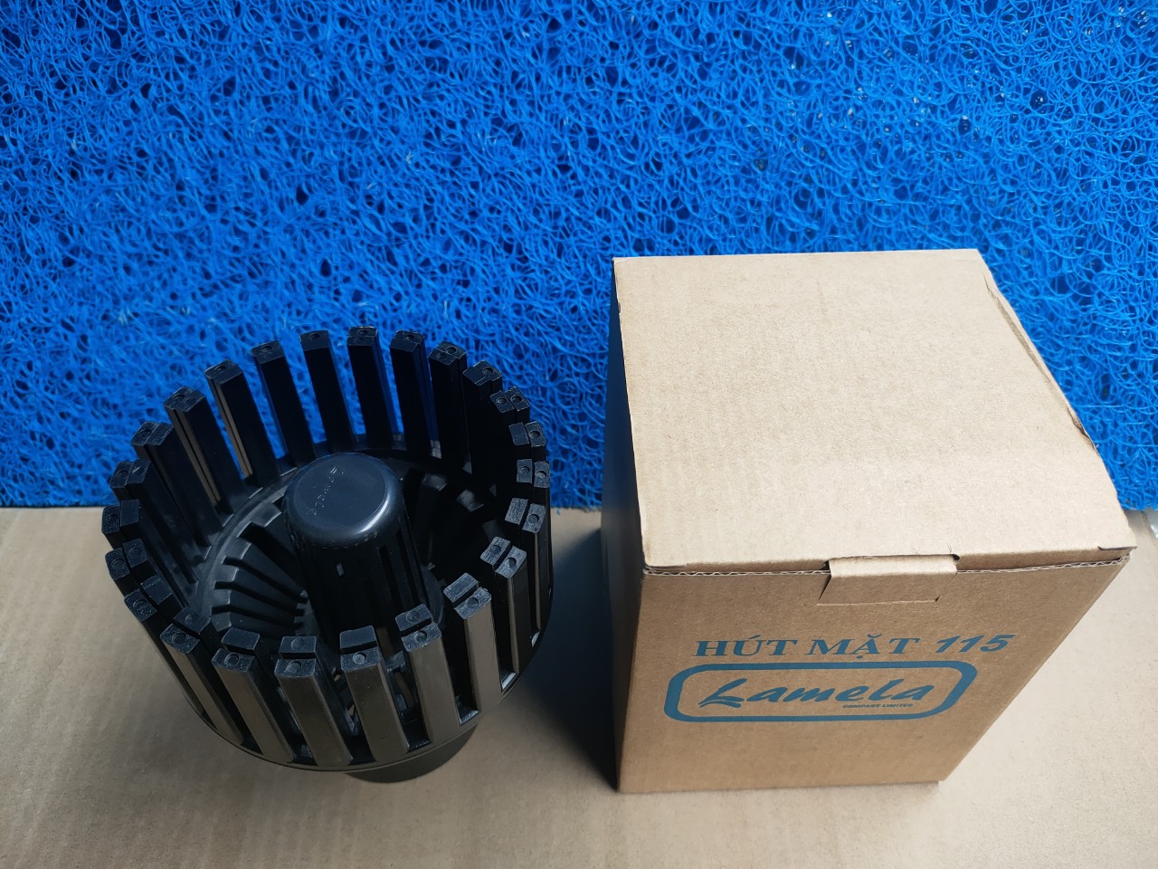 Hút mặt hồ koi lamela 115- ống 60