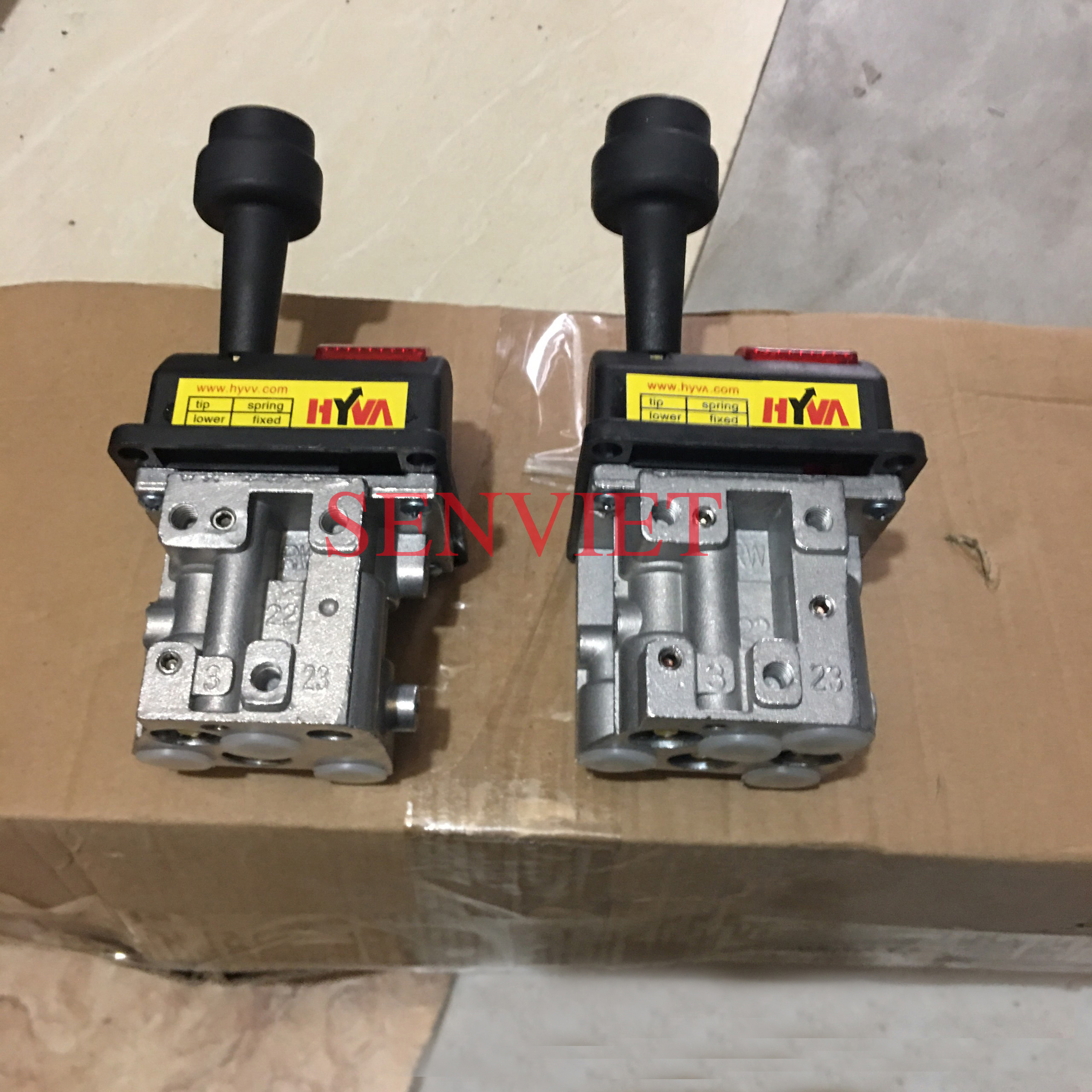 Tay trang lên ben hyva xe tải xe đầu kéo