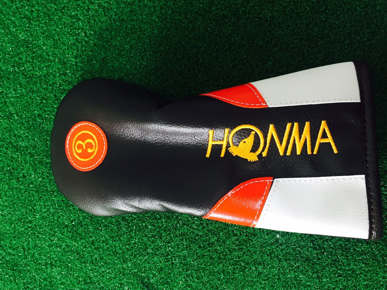Cover đầu gậy golf-cover gậy honma- bọc đầu gậy golf-bao che đầu gậy golf honma-cover golf màu đen .các số từ 0-1-3-5- golf-cover gậy gỗ Honma-cover gậy honma