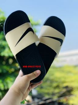 Dép nike, dép quai ngang thời trang nike, dép nike banassi, nike dép, dép nam, dép nike nam, dép nữ, dép nike nữ, dép quai ngang nike, dep nam, dep nu, dep quai ngang nike, dép thể thao , dép thể thao nike đen quai vàng