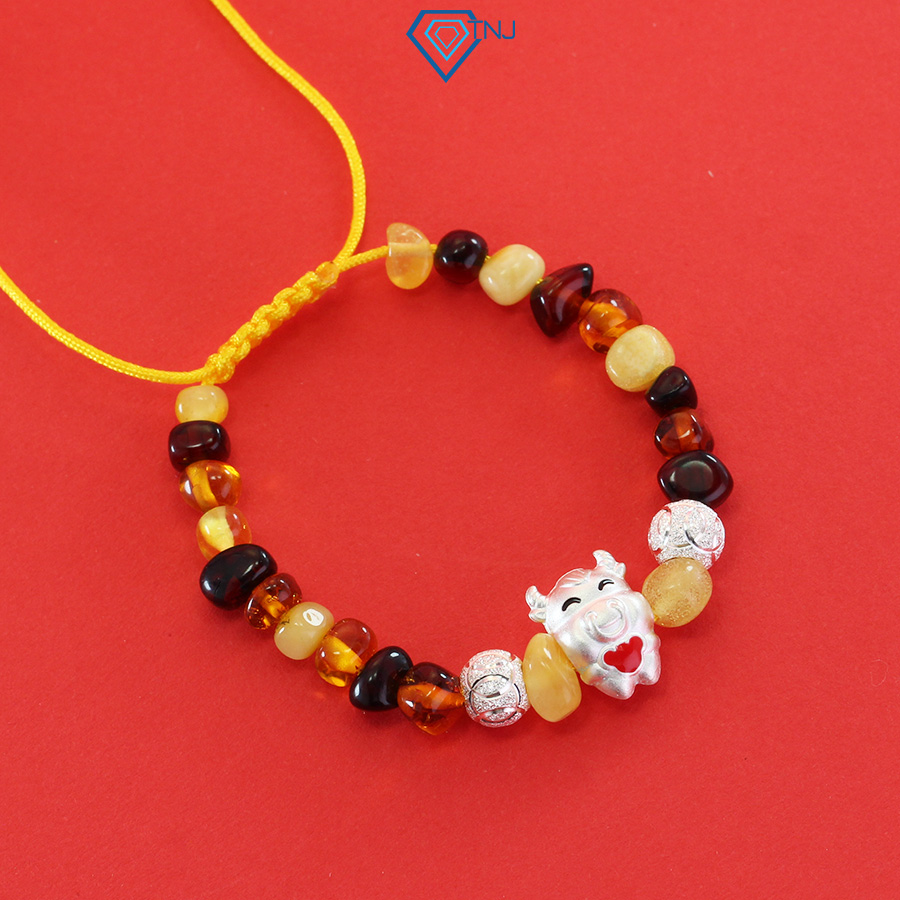 Lắc tay hổ phách cho bé hình con trâu bạc LTT0064 - Trang Sức TNJ