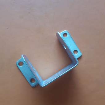 BỘ 4 CÁI BÁT, KE ĐỠ THANH GIƯỜNG, BỌ GIƯỜNG