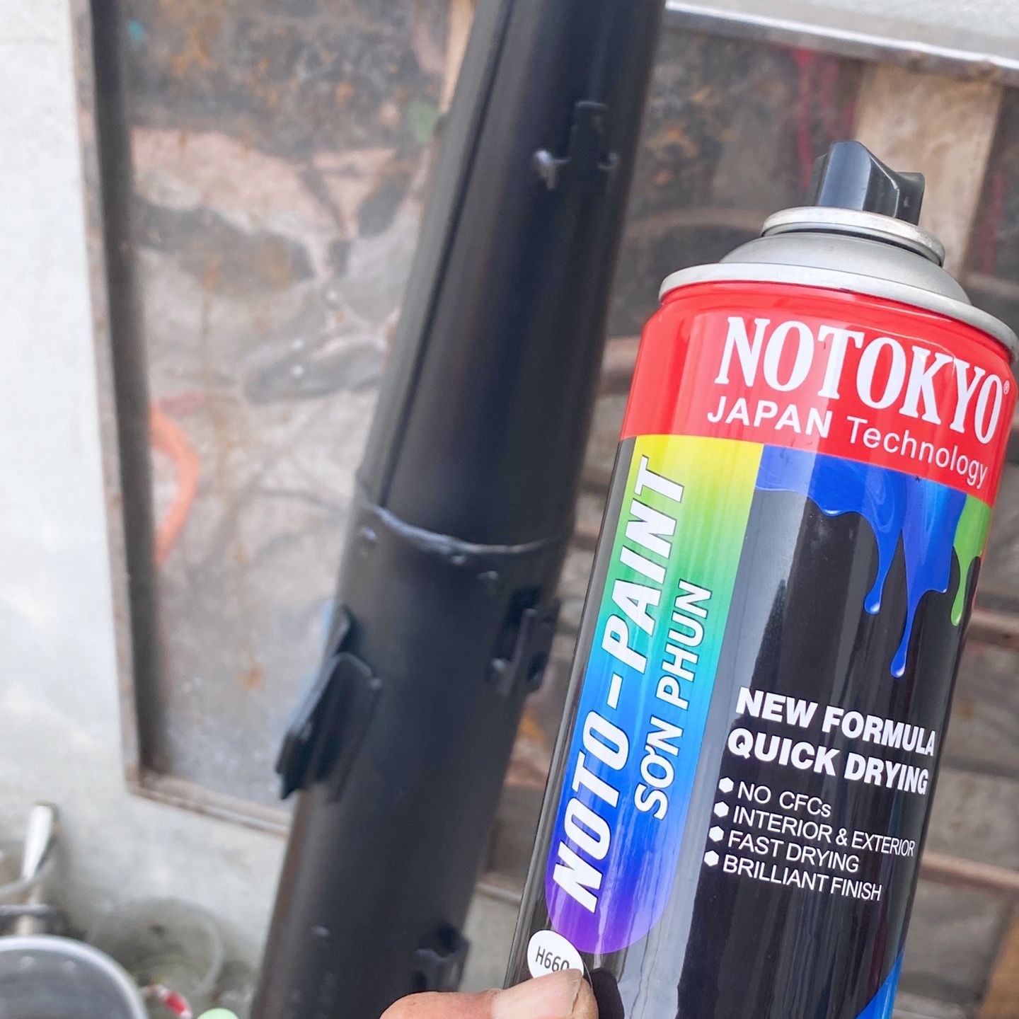 Sơn xịt chịu nhiệt chống cháy Noto Paint màu đen mờ 400ml chuyên sơn pô xe máy, ô tô và các vật dụng chịu nhiệt độ cao