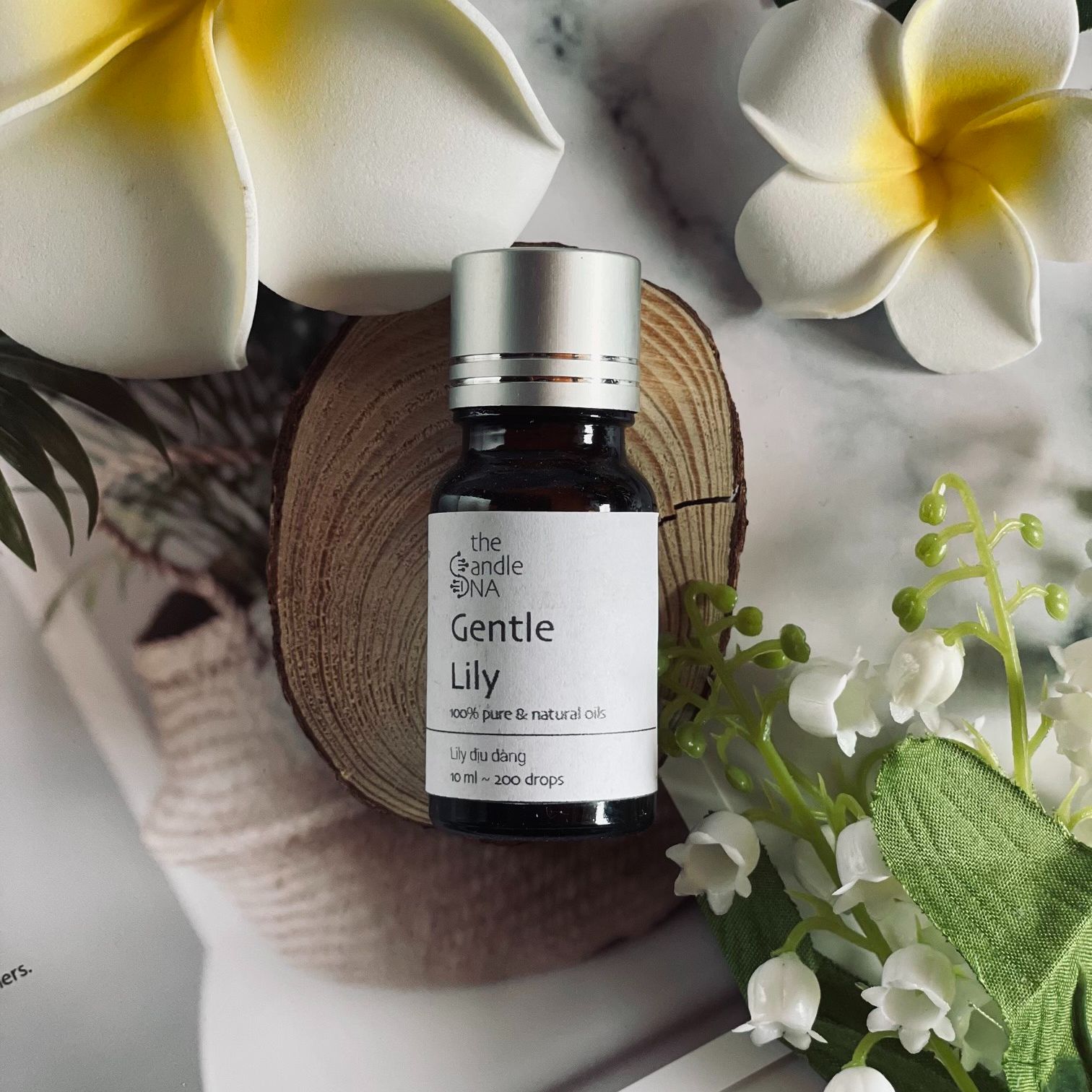 Tinh dầu thiên nhiên Lily dịu dàng - 10ml nguyên chất - The Candle DNA