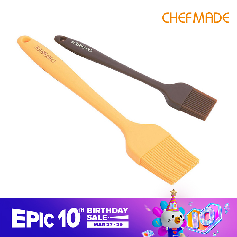 CHEFMADE 2PCS Silicone Basting Brush Set Non-stick Heat Resistant Stainless Steel Inner Core, FDA Approved for Baking, Grilling, and Marinating 10.3" x 1.8" (Yellow), 8.2" x 1.4" (Brown) WK9155