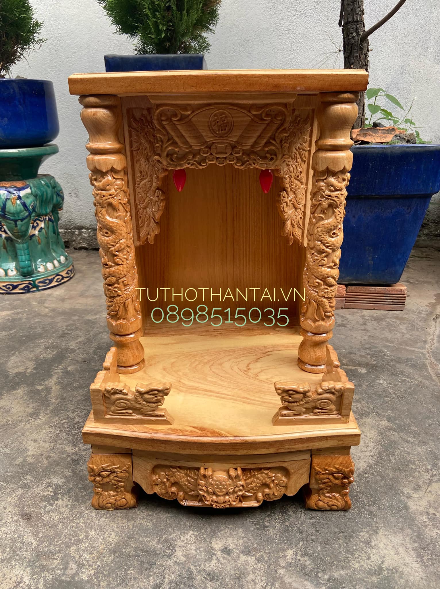 Bàn thờ thần tài ông địa gỗ gõ đỏ 40 x 60cm
