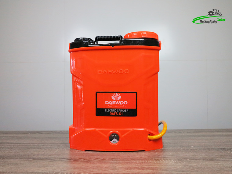 [HCM]Bình xịt điện Daewoo 12 lít DAES-S1A Màu Cam 8AH-12V