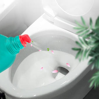 Dung dịch Nước tẩy rửa nhà vệ sinh toilet Rocket Soap Nhật Bản 500g