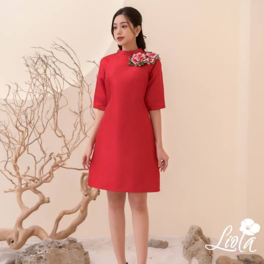 Áo dài cách tân tết 2021 / váy dáng suông cổ áo dài màu đỏ thiết kế LIOLA - Áo  dài | ThờiTrangNữ.vn