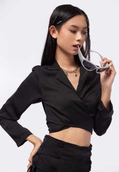 Áo blazer chéo eo dáng ngắn