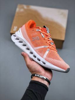 Cá tính hơn cùng đế khí động học, Giày chạy bộ nữ - Cloud Runing Cloudrunner - Tặng kèm tất